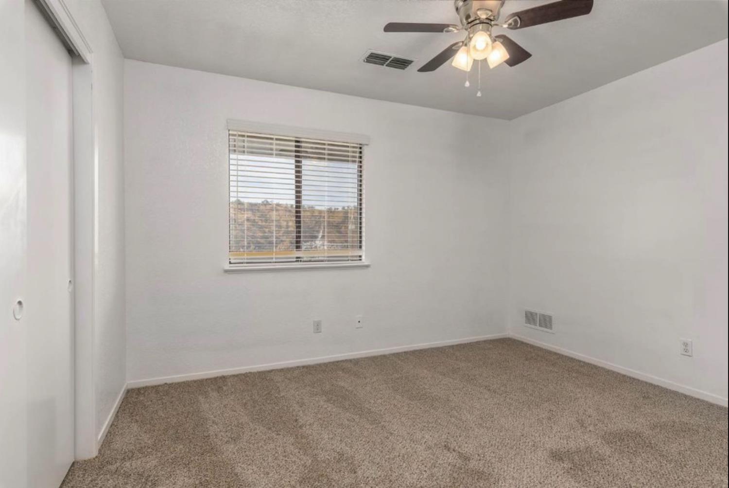 27817 Sky Harbour Rd, Friant, CA 93626