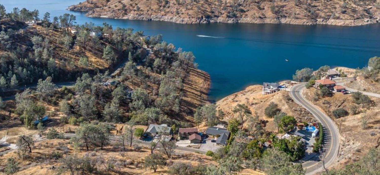 27817 Sky Harbour Rd, Friant, CA 93626