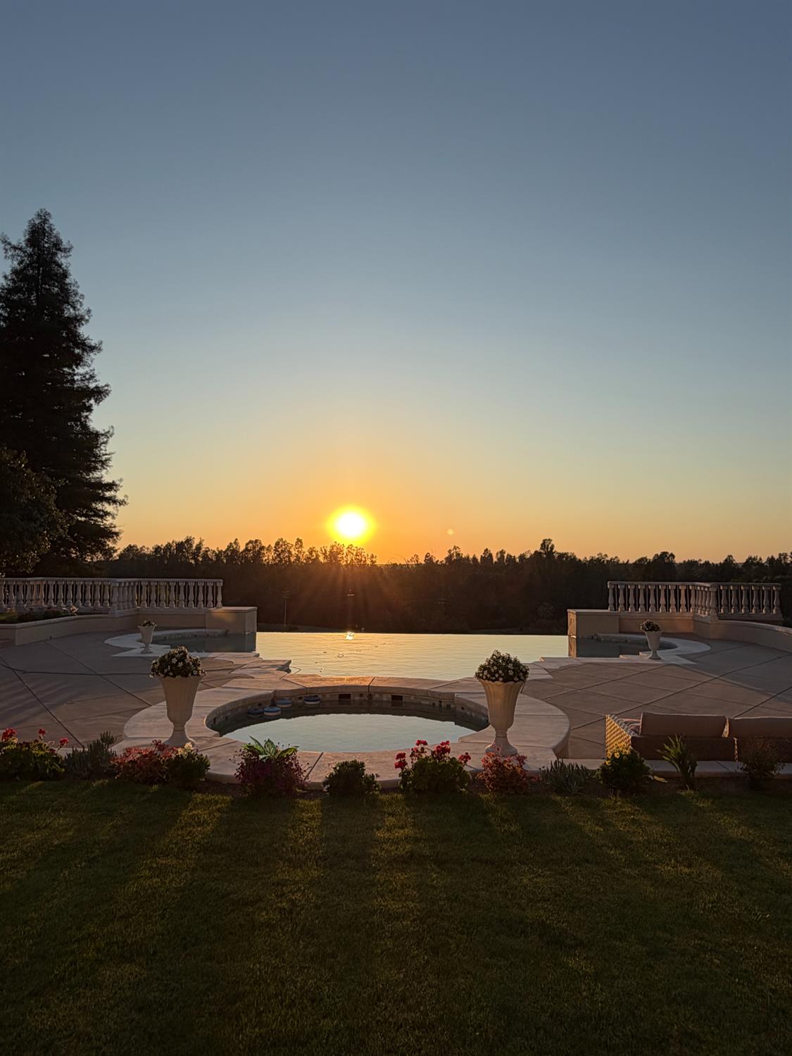 12622 Valley Vista Ln, Fresno, CA 93730