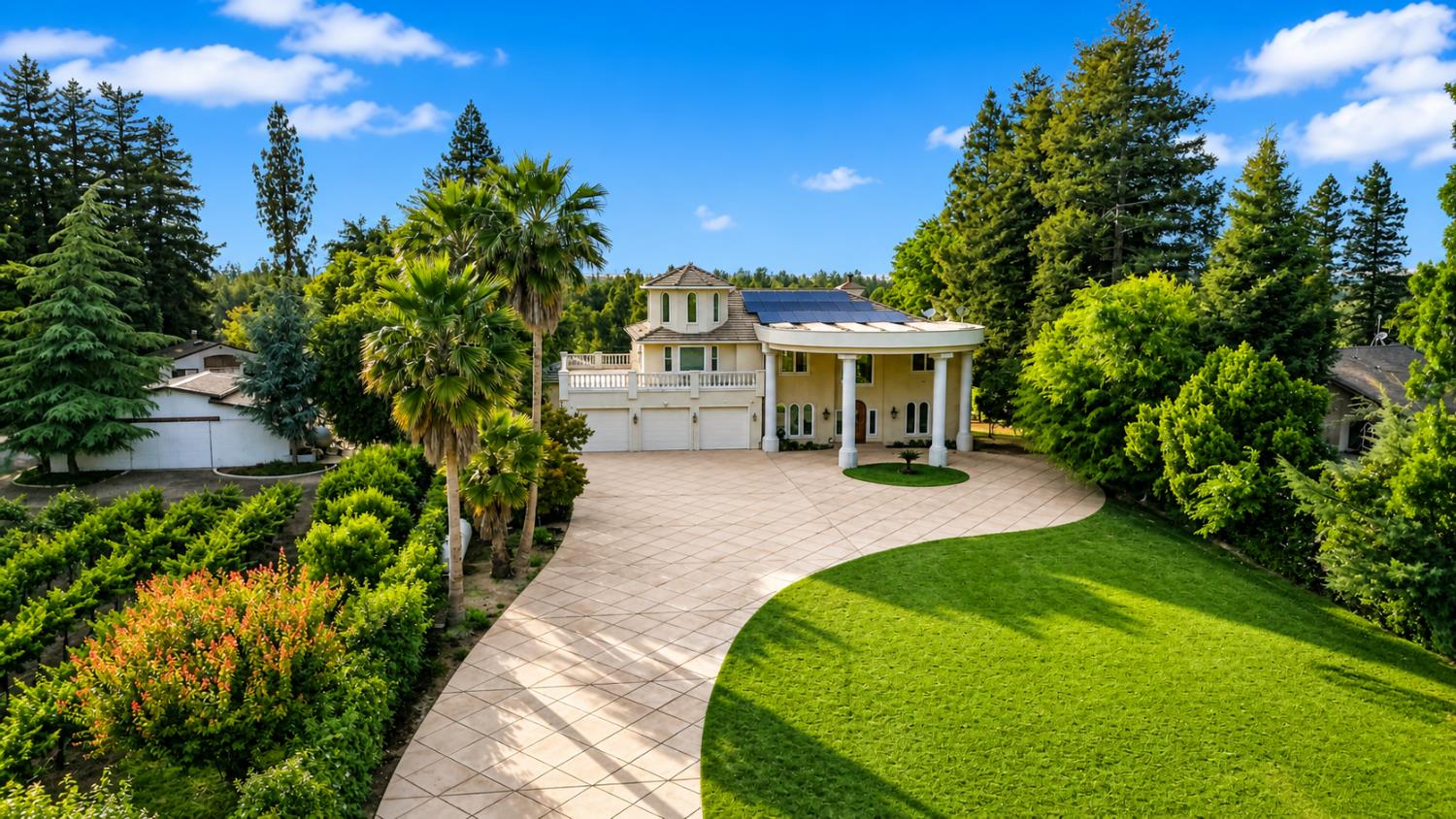 12622 Valley Vista Ln, Fresno, CA 93730