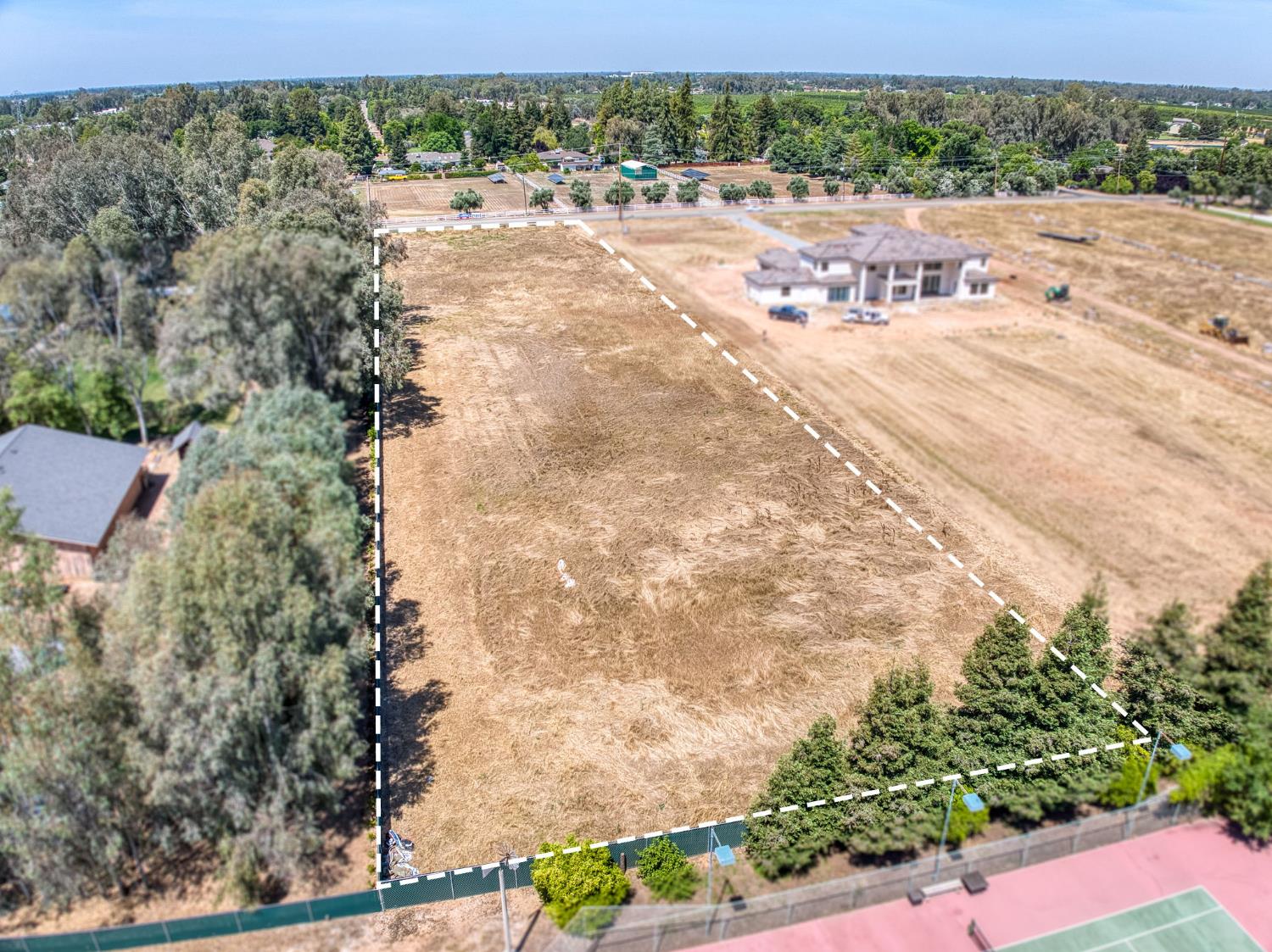 6400 N McCall, Clovis, CA 93619
