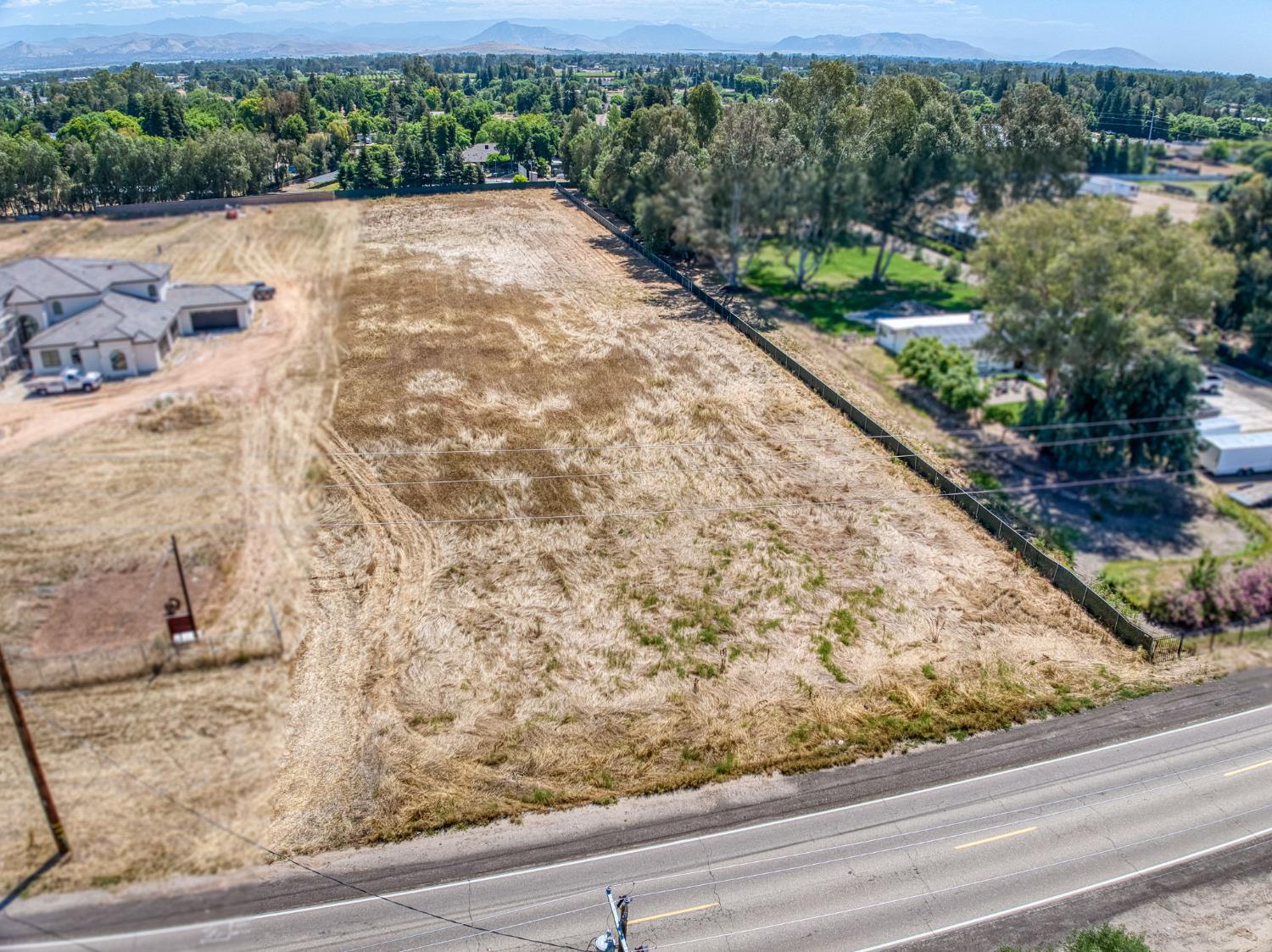 6400 N McCall, Clovis, CA 93619