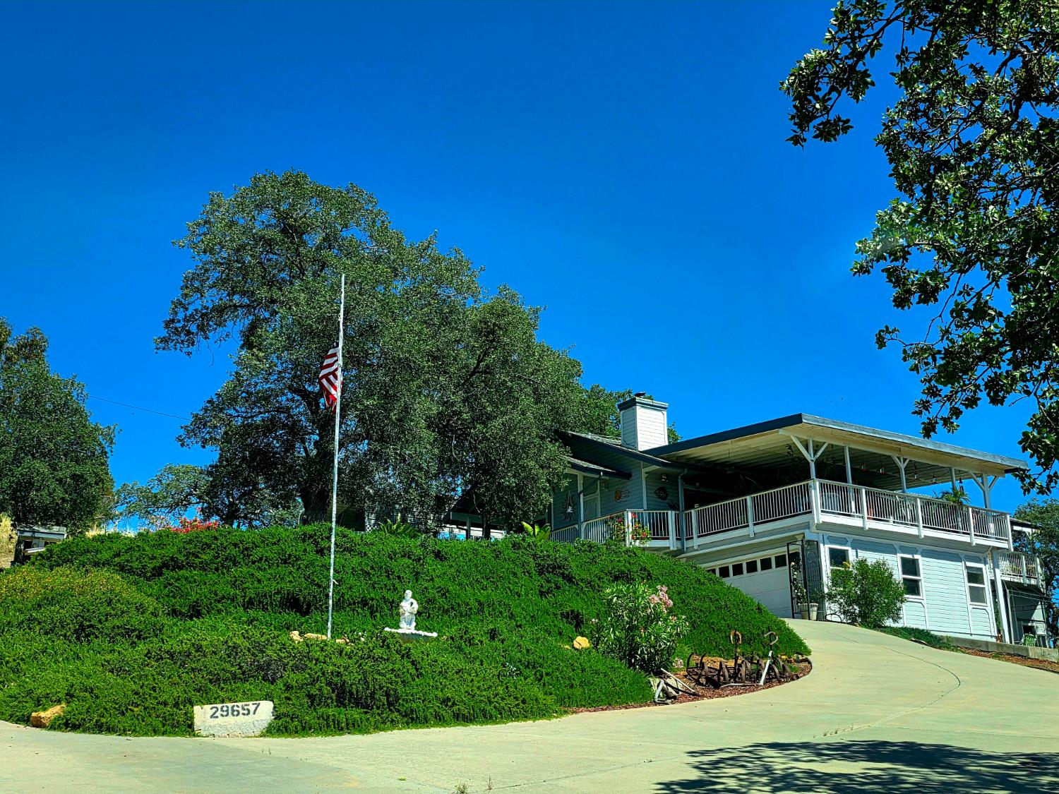 29657 Lilley Mountain Ln, Coarsegold, CA 93614