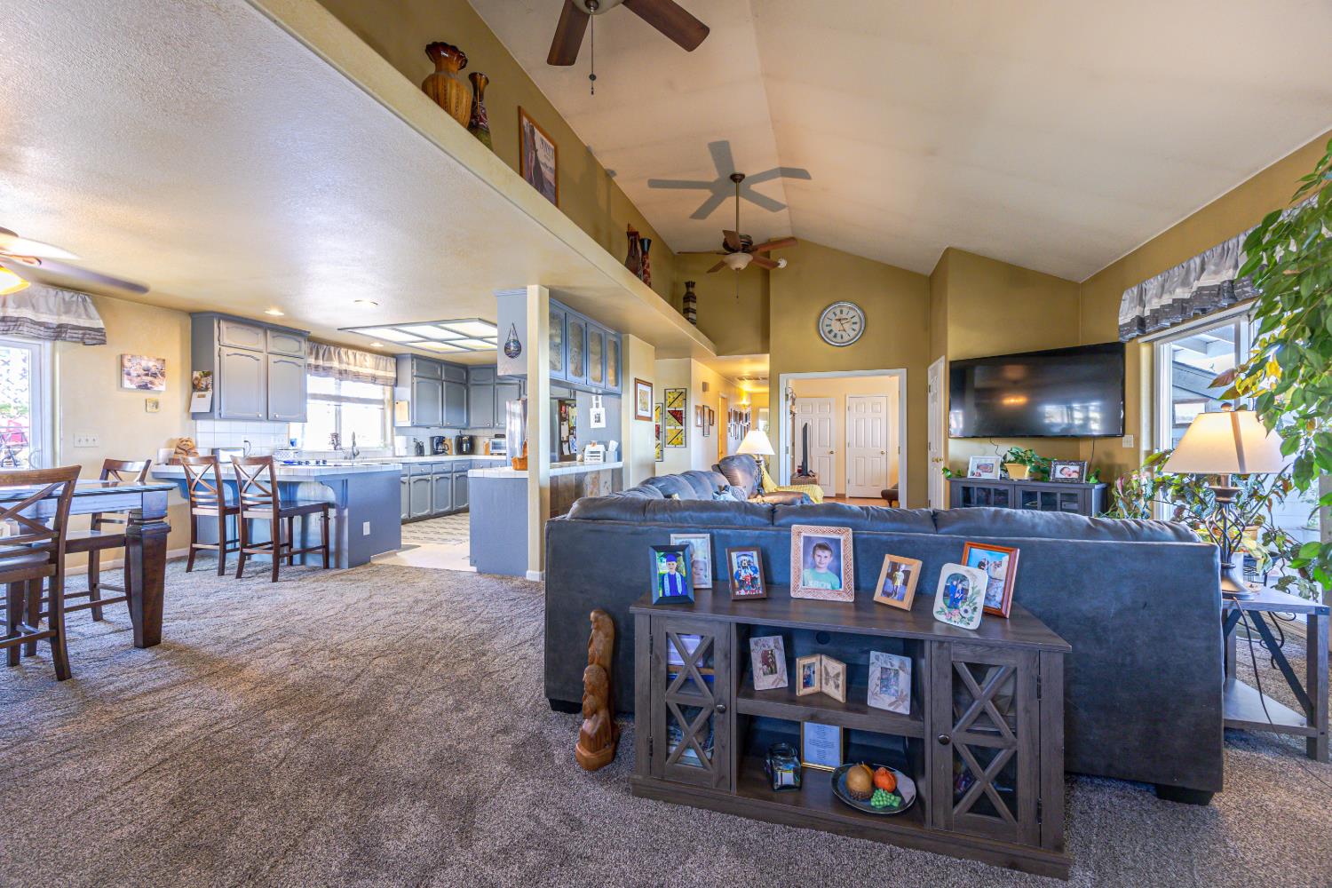29657 Lilley Mountain Ln, Coarsegold, CA 93614