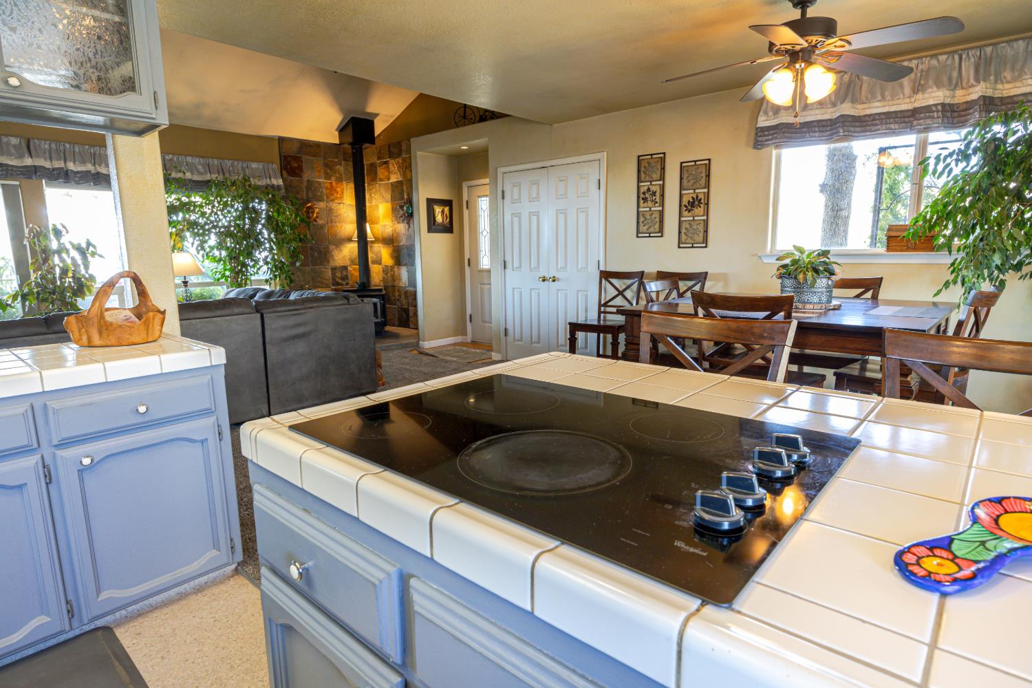 29657 Lilley Mountain Ln, Coarsegold, CA 93614