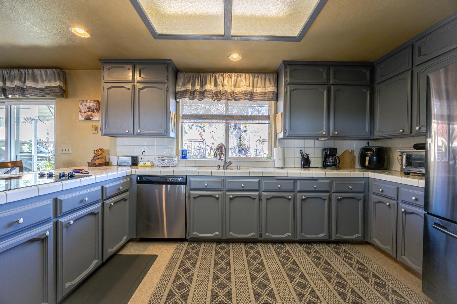 29657 Lilley Mountain Ln, Coarsegold, CA 93614