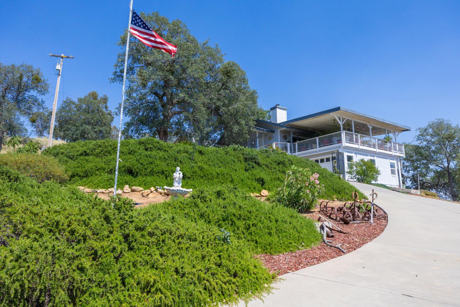 29657 Lilley Mountain Ln, Coarsegold, CA 93614