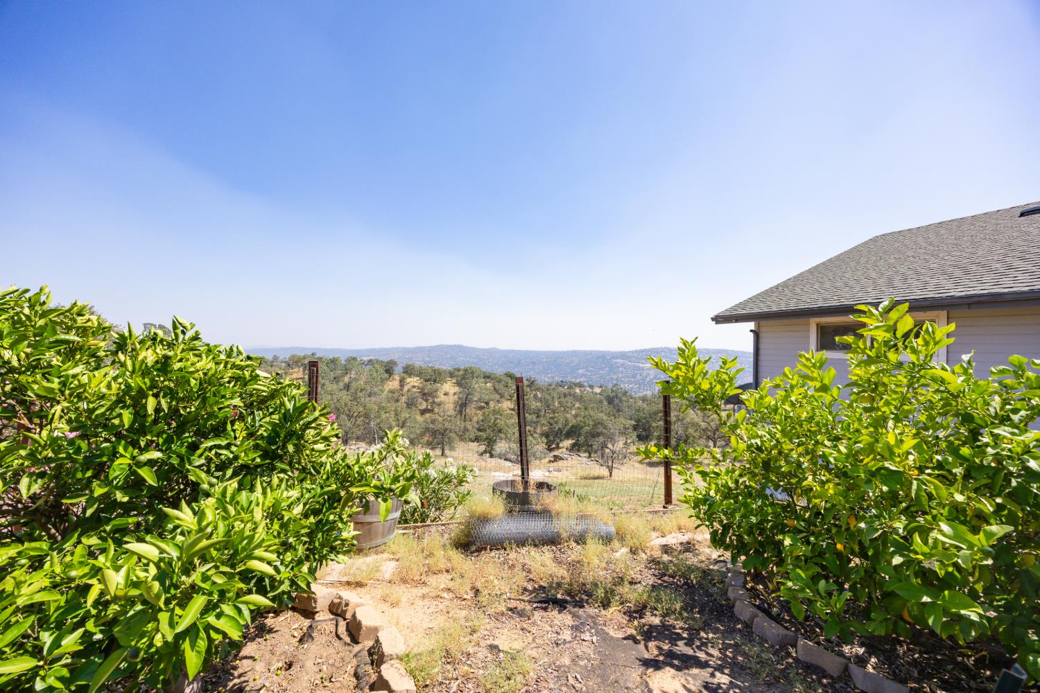 29657 Lilley Mountain Ln, Coarsegold, CA 93614