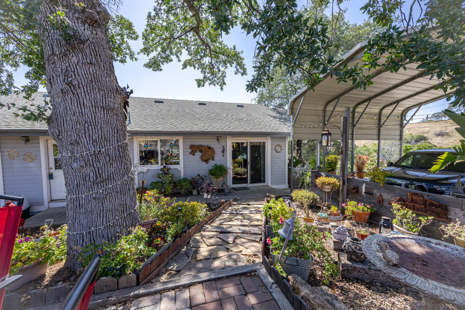 29657 Lilley Mountain Ln, Coarsegold, CA 93614