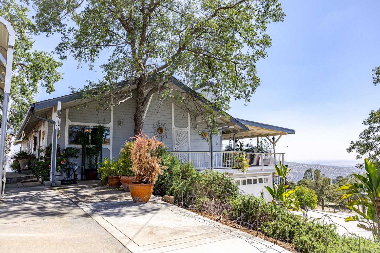 29657 Lilley Mountain Ln, Coarsegold, CA 93614