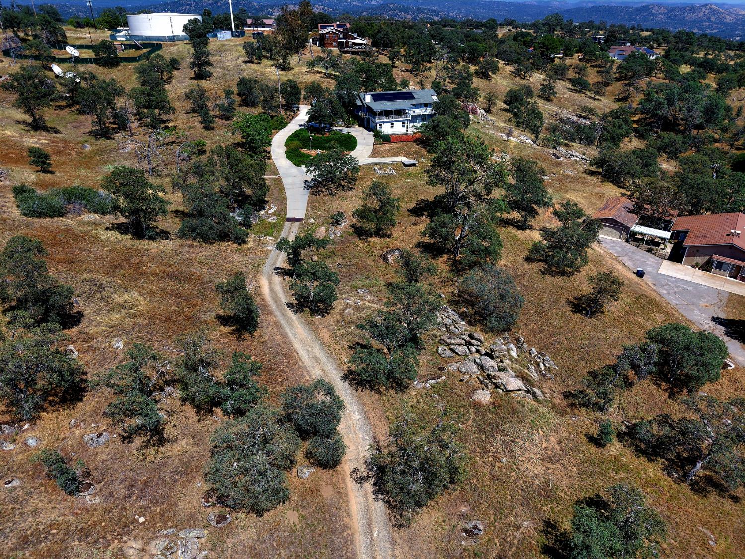 29657 Lilley Mountain Ln, Coarsegold, CA 93614