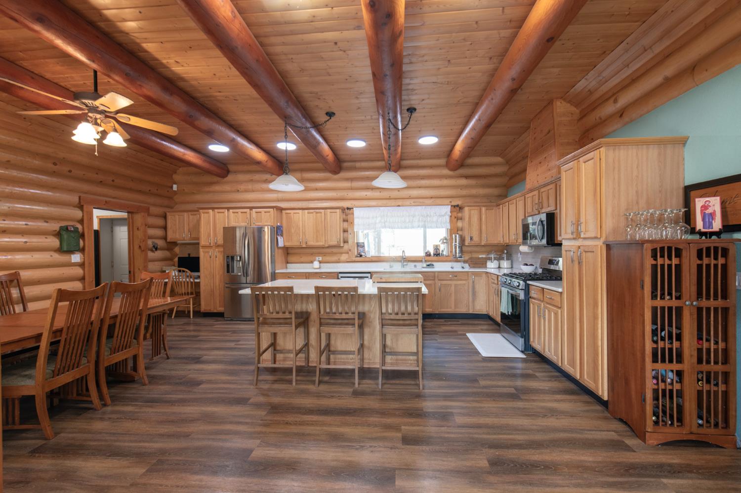 1905 Silver Lane, Yokuts Valley, CA 93675