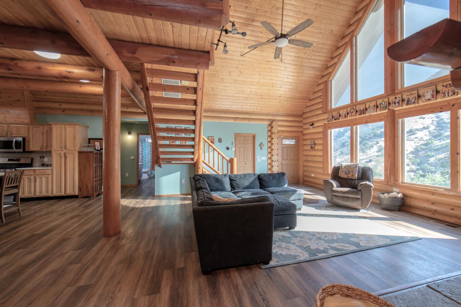 1905 Silver Lane, Yokuts Valley, CA 93675