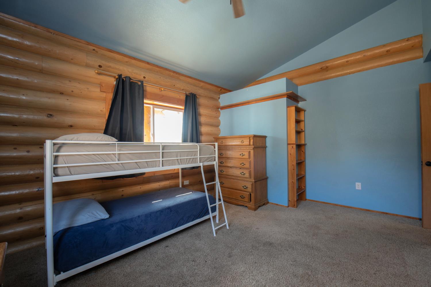 1905 Silver Lane, Yokuts Valley, CA 93675