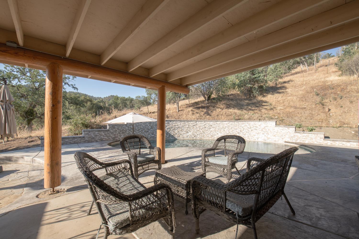 1905 Silver Lane, Yokuts Valley, CA 93675