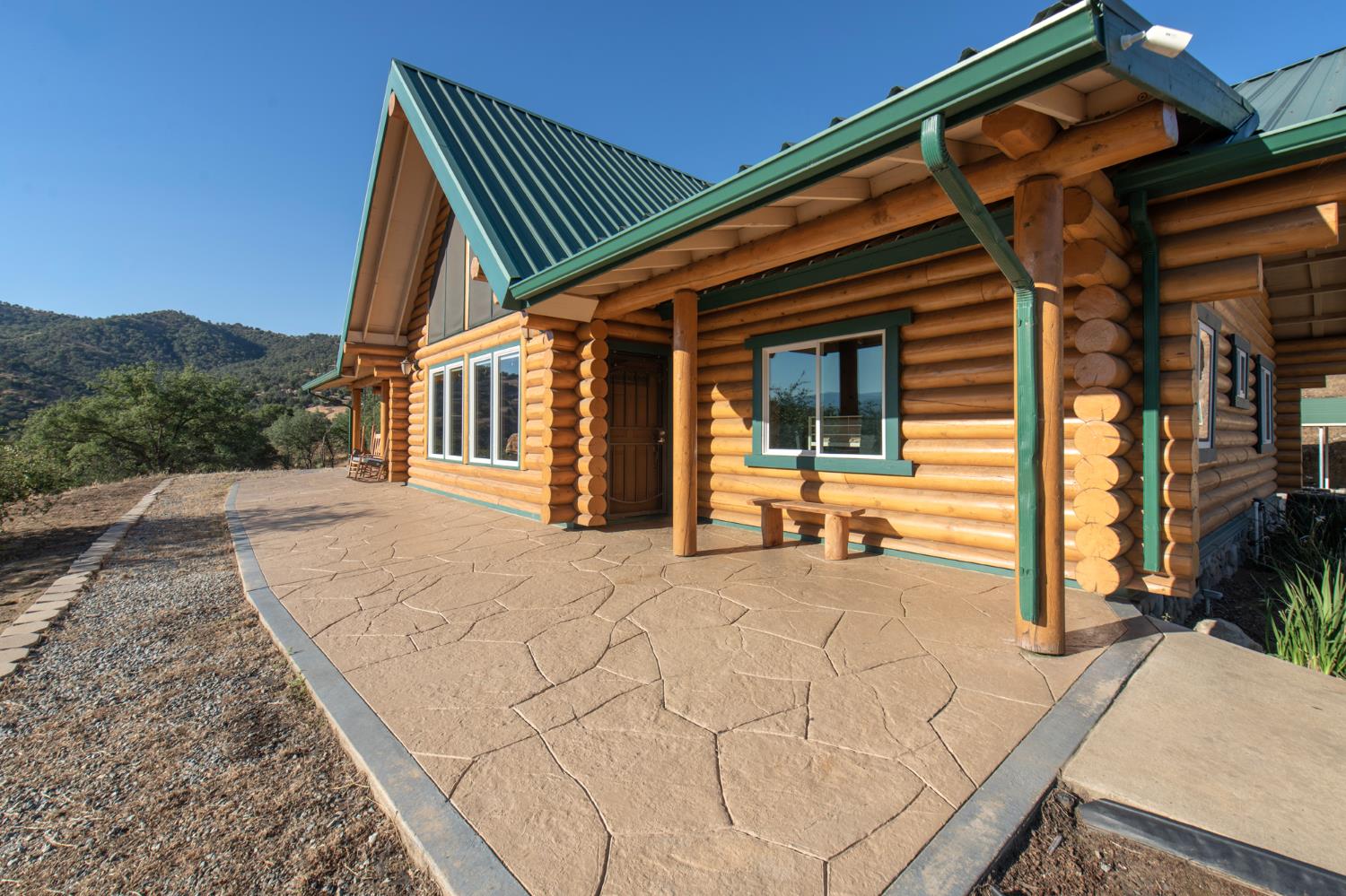 1905 Silver Lane, Yokuts Valley, CA 93675
