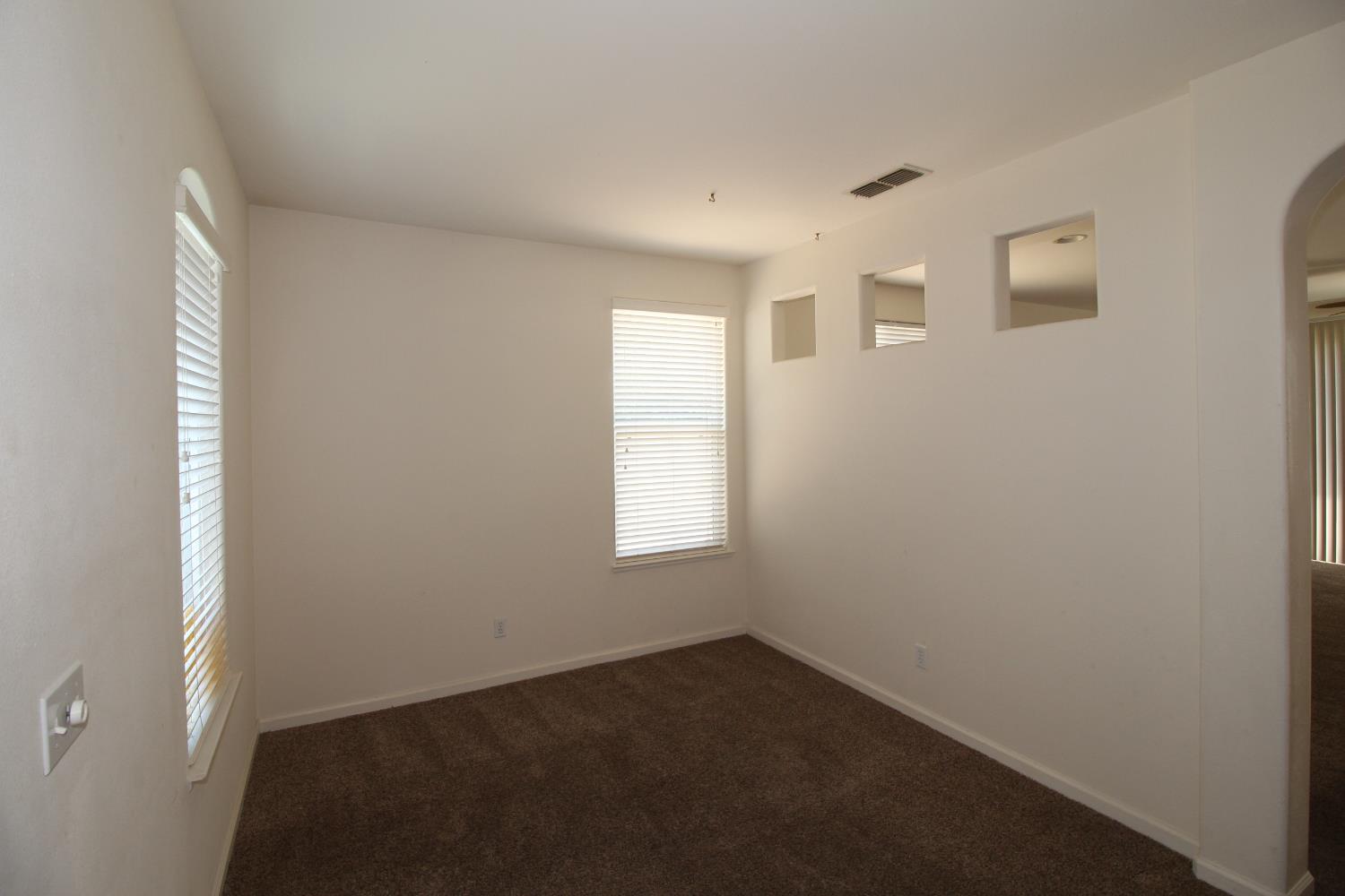 1014 Mango, Madera, CA 93637