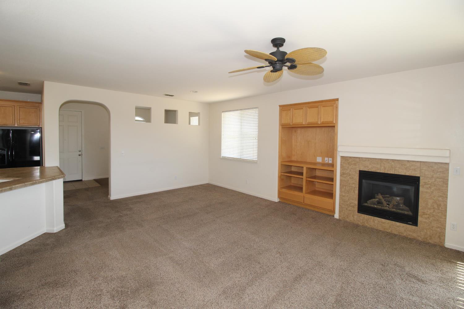 1014 Mango, Madera, CA 93637