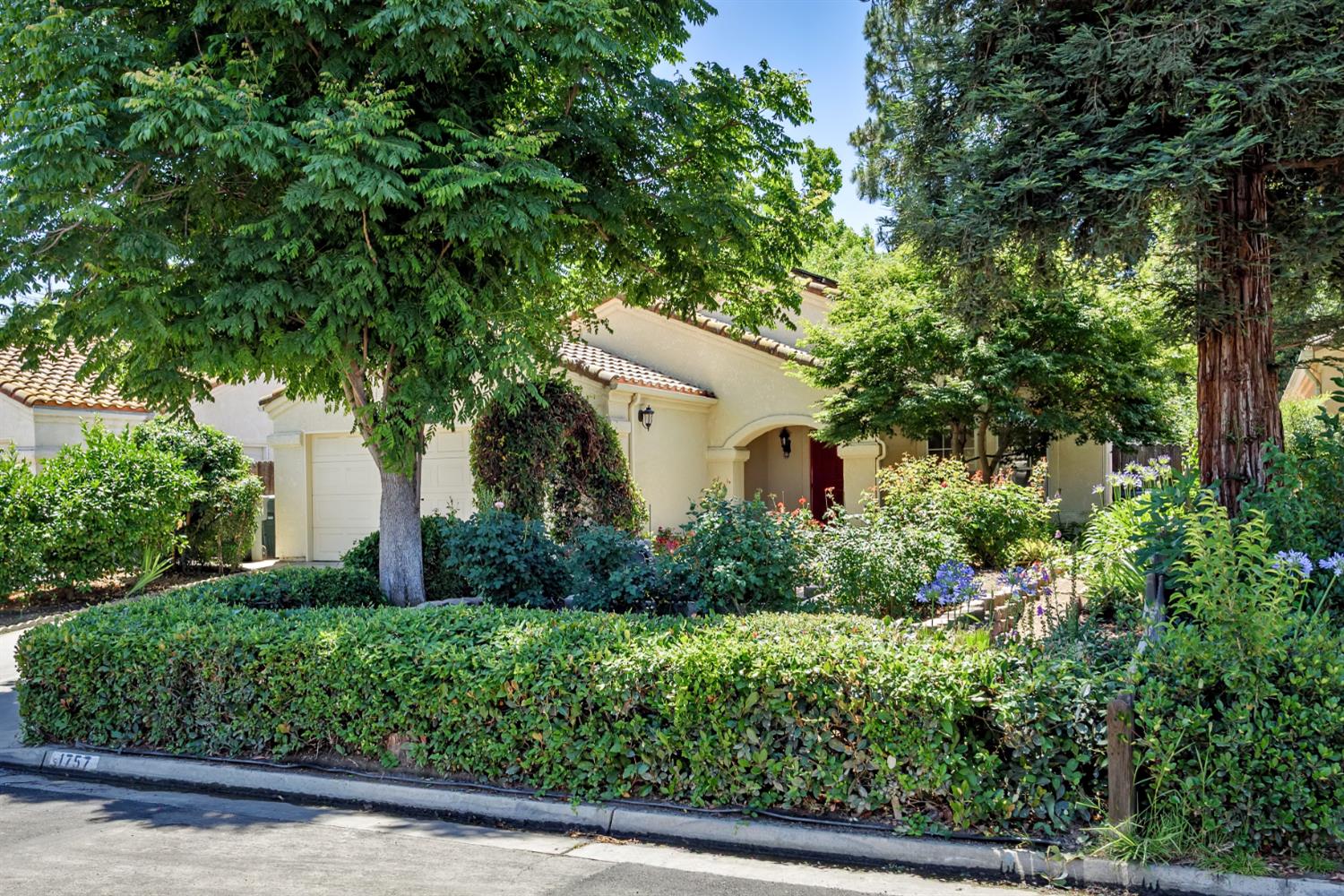 1757 E Birch Ave, Fresno, CA 93720