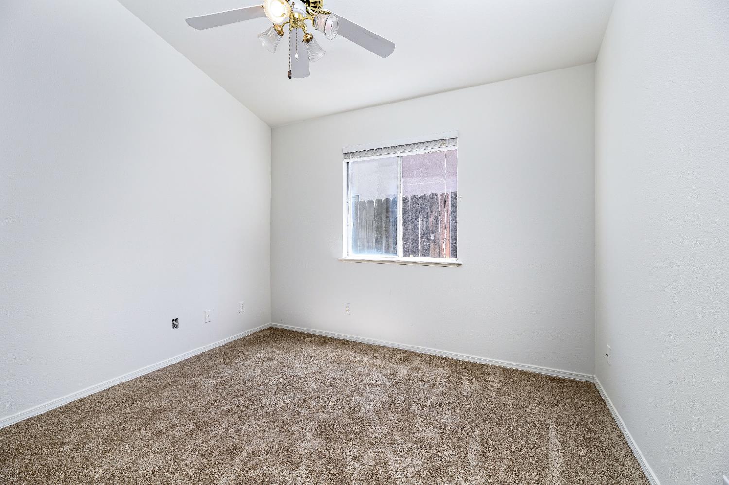 1757 E Birch Ave, Fresno, CA 93720