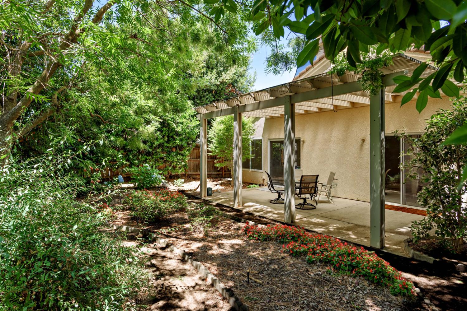 1757 E Birch Ave, Fresno, CA 93720