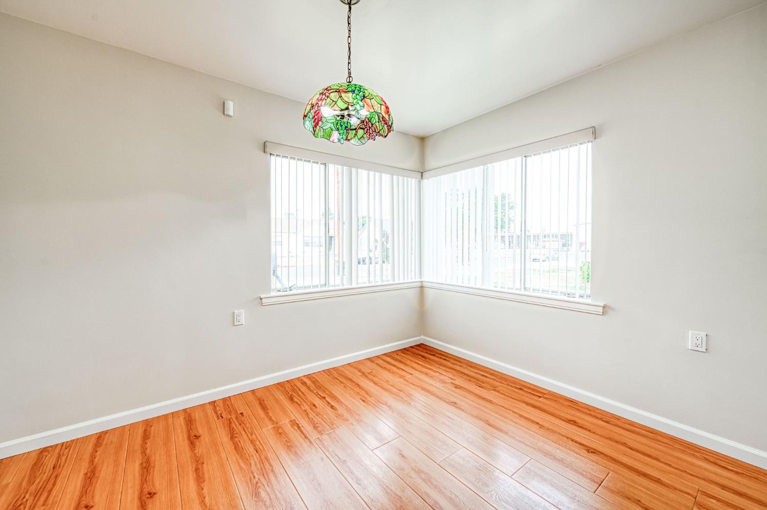 4428 E Lyell Ave, Fresno, CA 93702