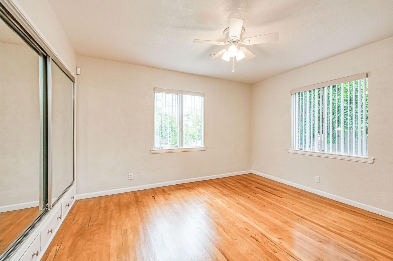 4428 E Lyell Ave, Fresno, CA 93702