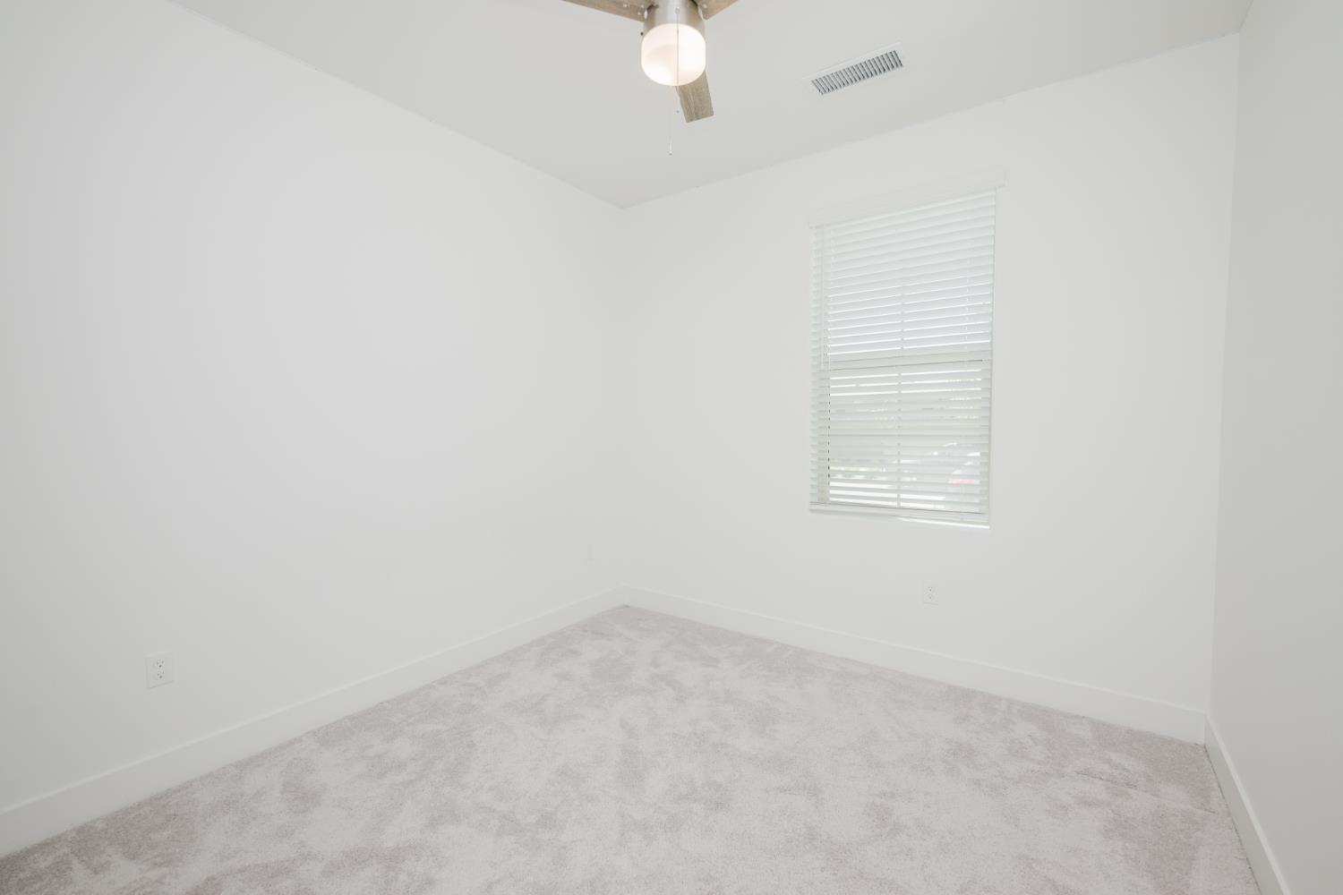 4285 Monarch Place, Madera, CA 93636