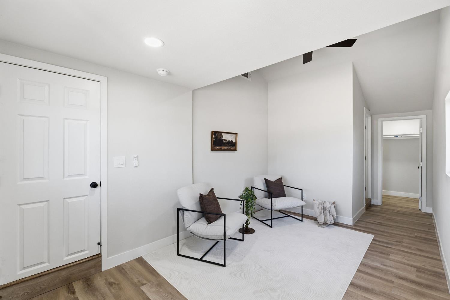 1010 N Turner St, Visalia, CA 93291