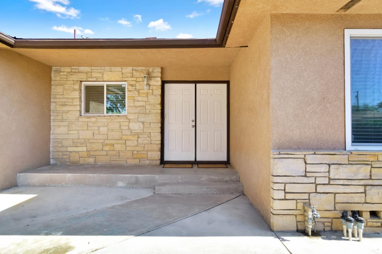4897 E Platt Ave, Fresno, CA 93727