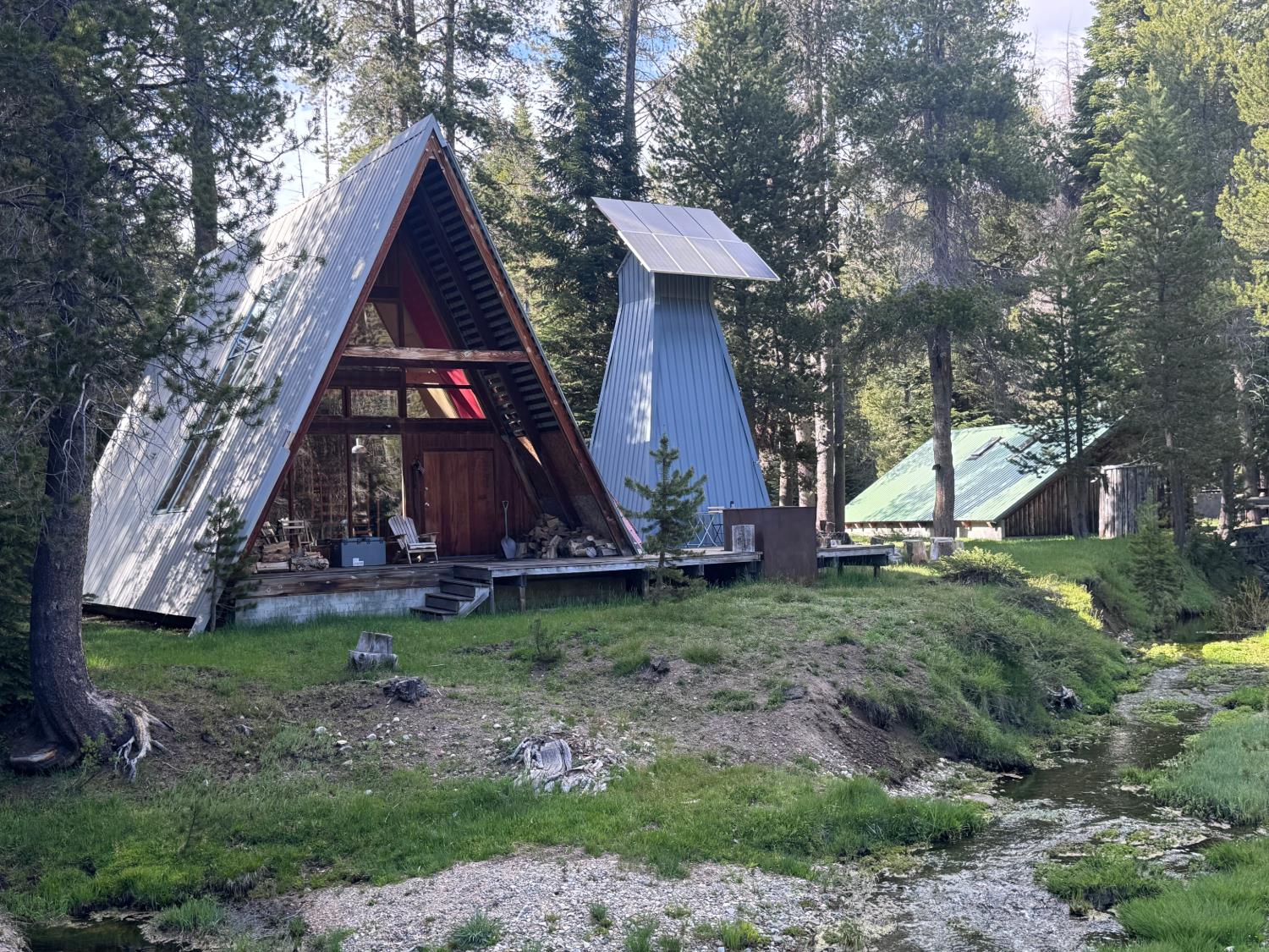 10 Beasore Rd, Bass Lake, CA 93604