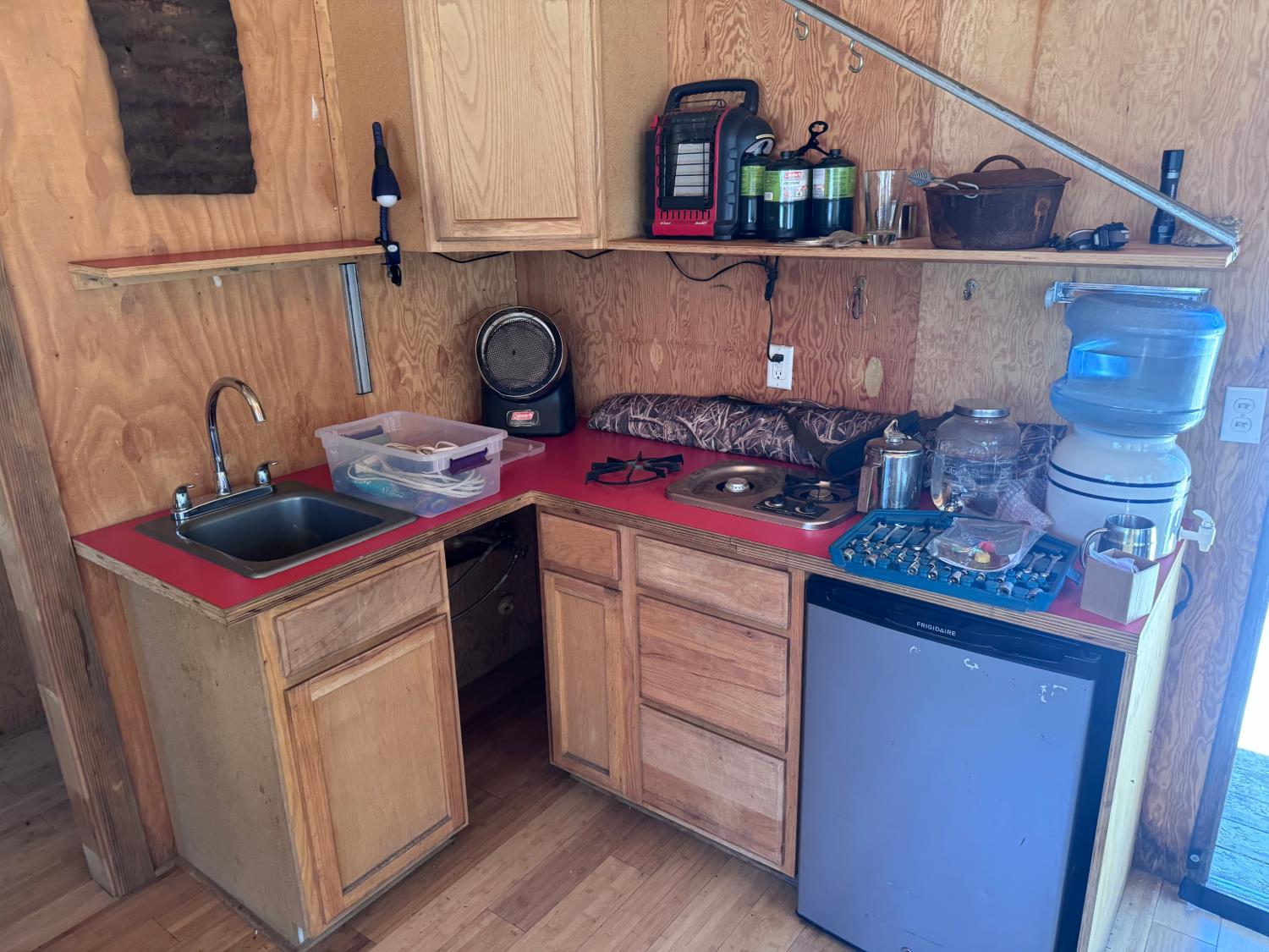 10 Beasore Rd, Bass Lake, CA 93604