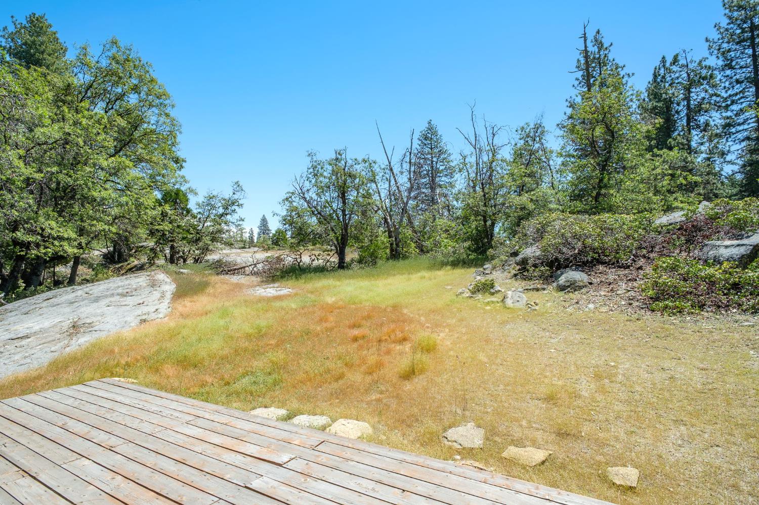 42488 Rock Ledge Rd, Shaver Lake, CA 93664