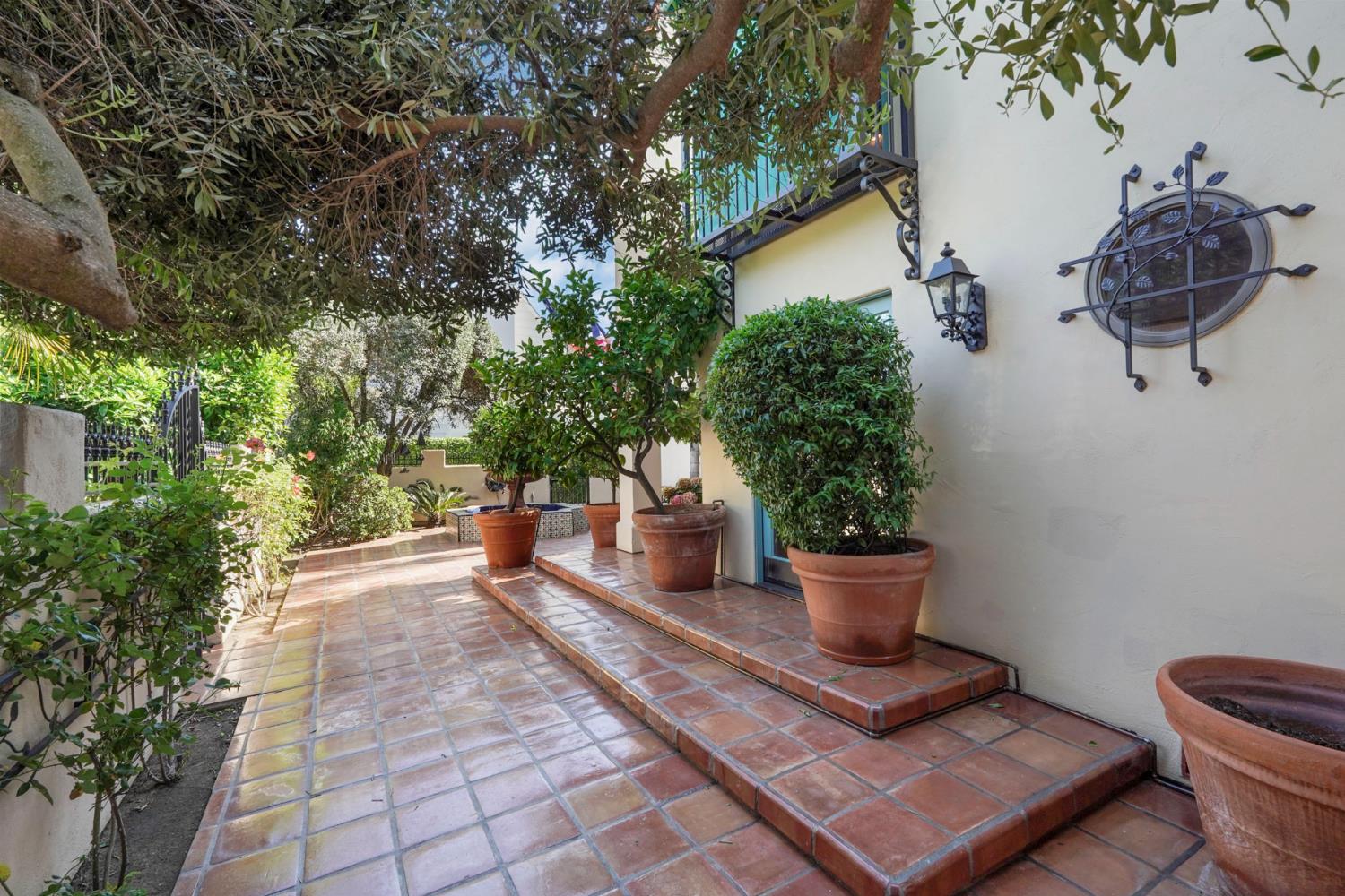 115 S Avena Ave, Lodi, CA 95240