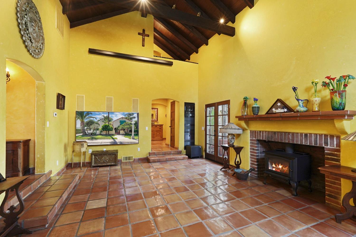 115 S Avena Ave, Lodi, CA 95240