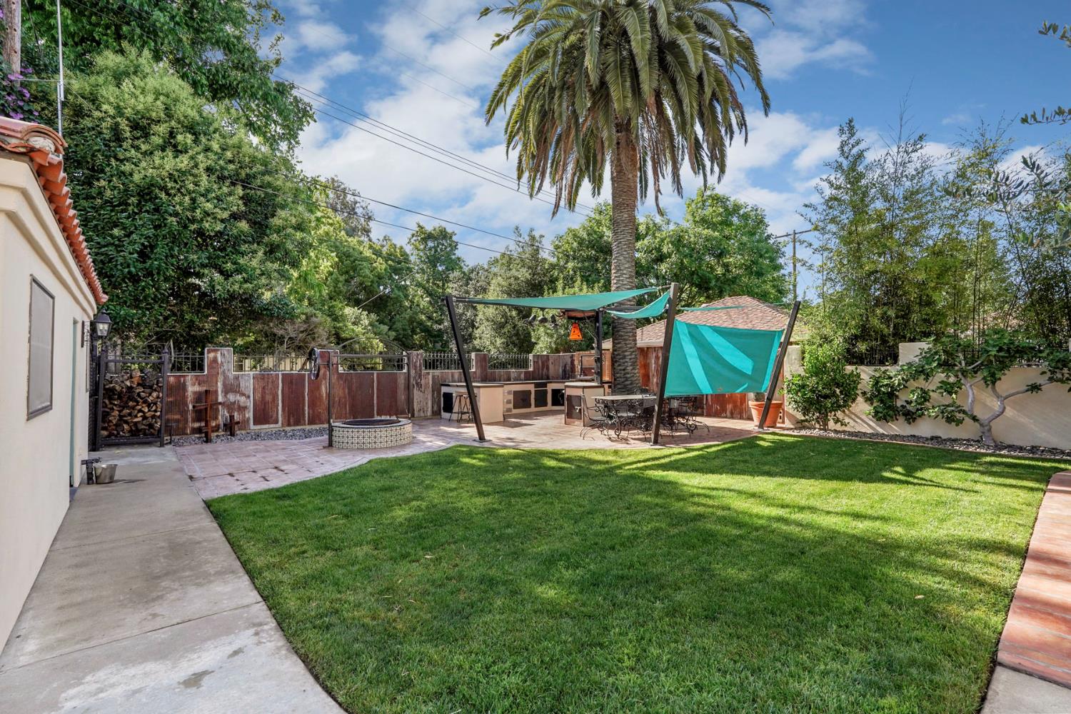 115 S Avena Ave, Lodi, CA 95240