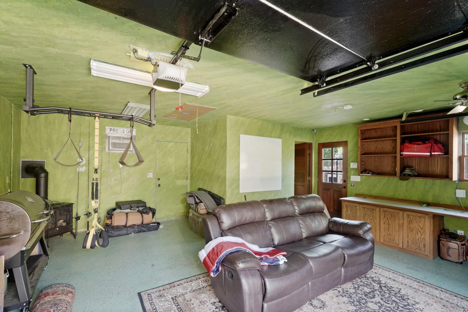 115 S Avena Ave, Lodi, CA 95240