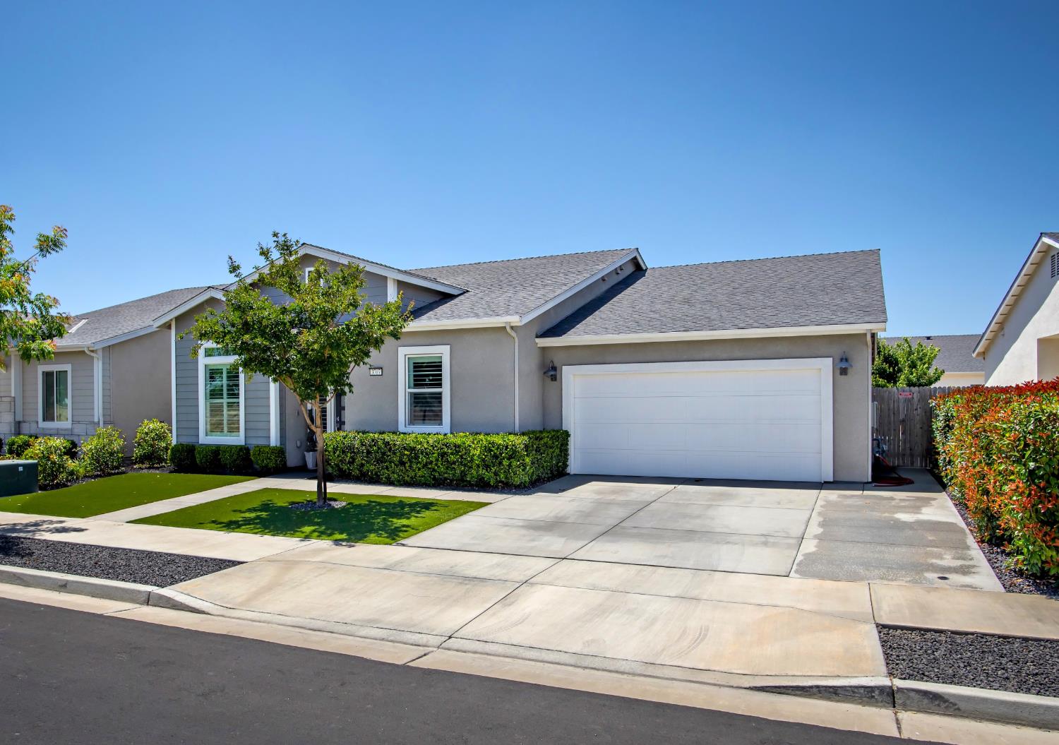 3707 N Santa Fe St, Visalia, CA 93292