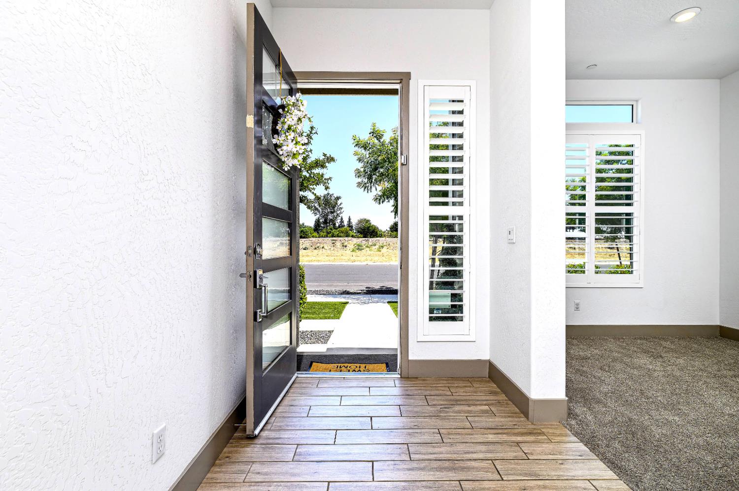 3707 N Santa Fe St, Visalia, CA 93292