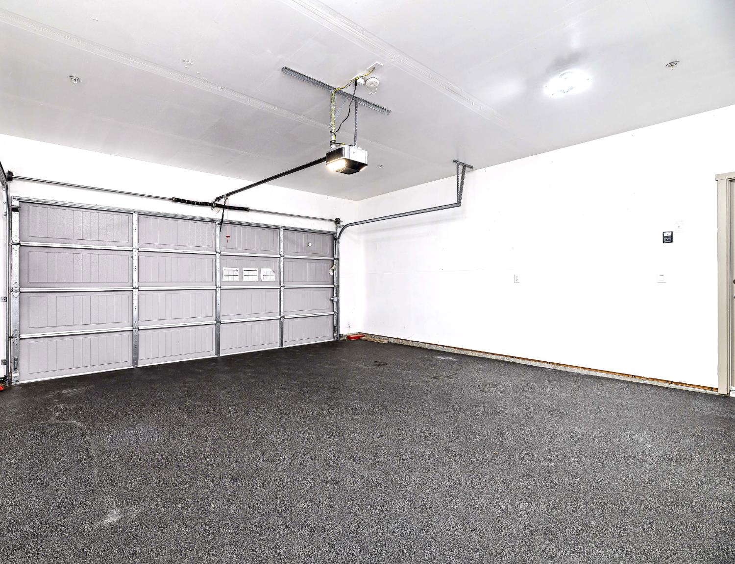 3707 N Santa Fe St, Visalia, CA 93292