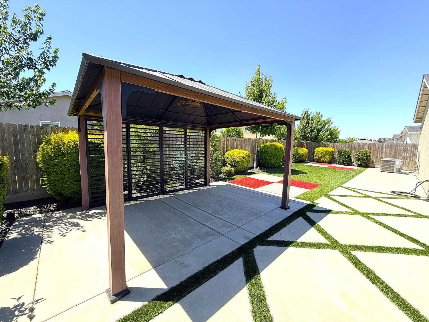 3707 N Santa Fe St, Visalia, CA 93292