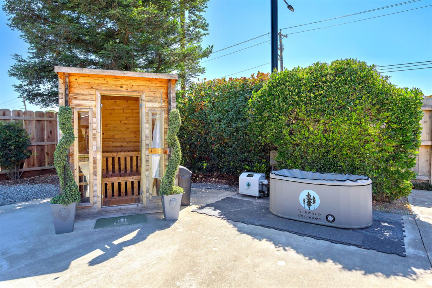 474 Euclid Cir, Dinuba, CA 93618