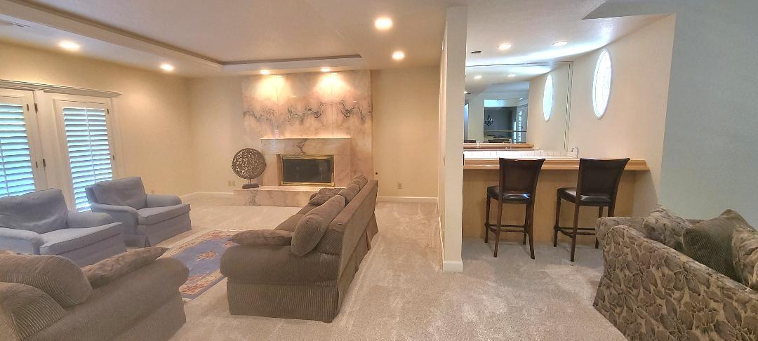 2857 W Cromwell Ave, Fresno, CA 93711