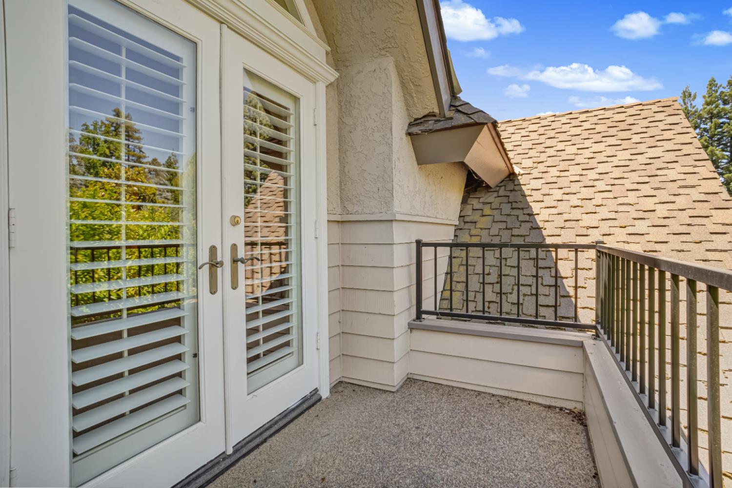 2857 W Cromwell Ave, Fresno, CA 93711