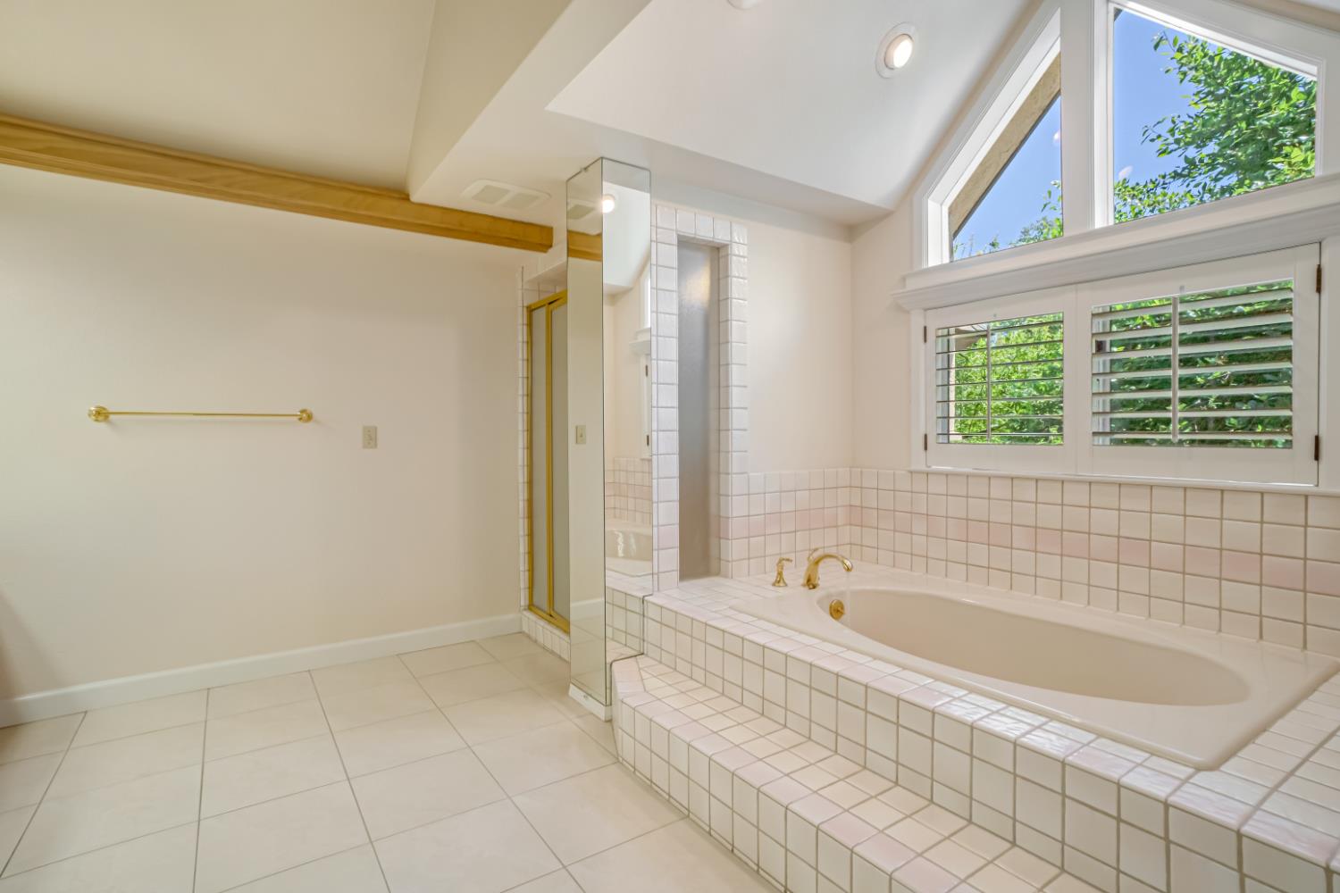 2857 W Cromwell Ave, Fresno, CA 93711
