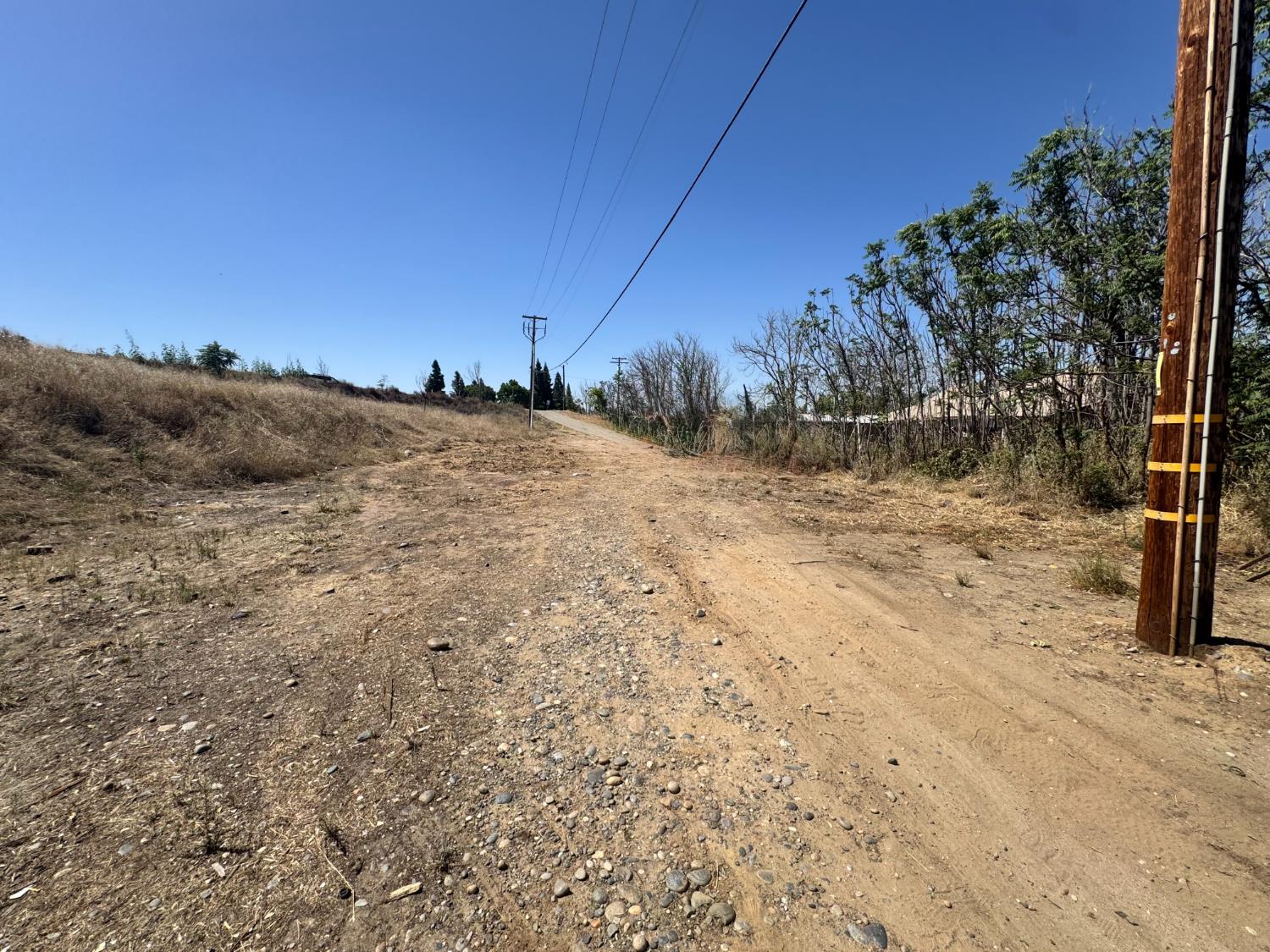 17839 N Friant Rd, Friant, CA 93626