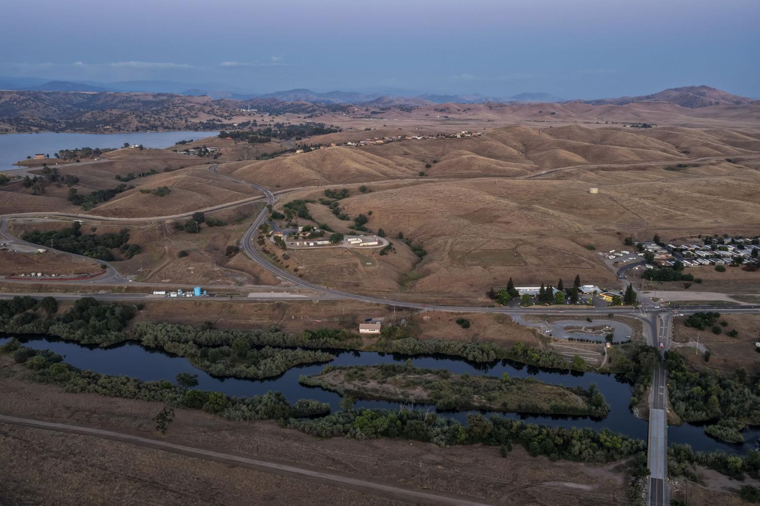 17839 N Friant Rd, Friant, CA 93626