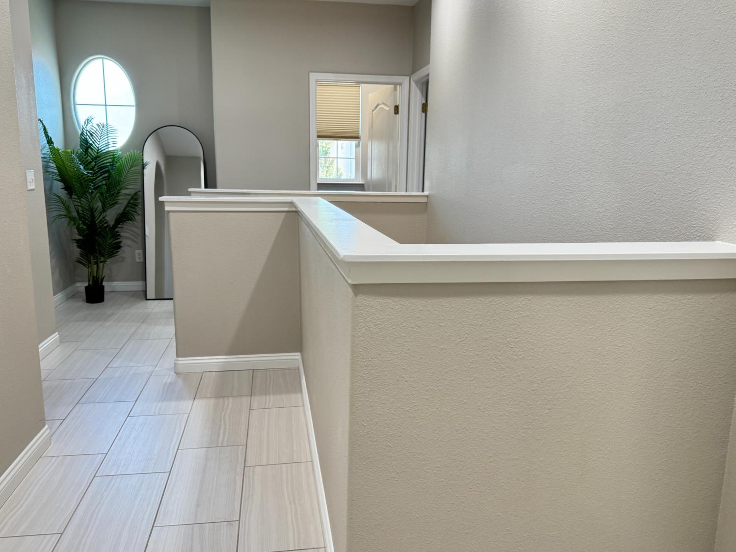 618 W Madrid Ln, Clovis, CA 93619