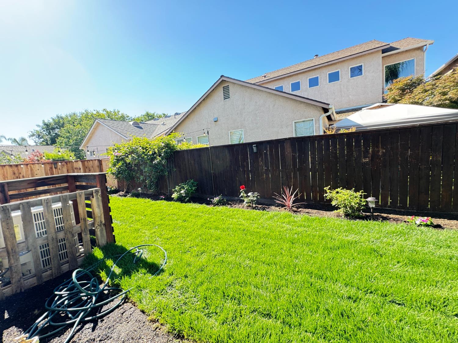 618 W Madrid Ln, Clovis, CA 93619
