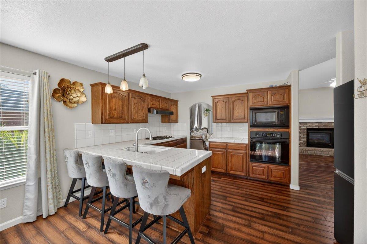 4122 W Fender Ave, Fresno, CA 93722